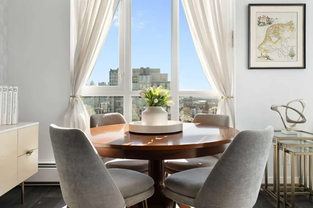 1500 7 Street SW Calgary AB T2R 1A7
