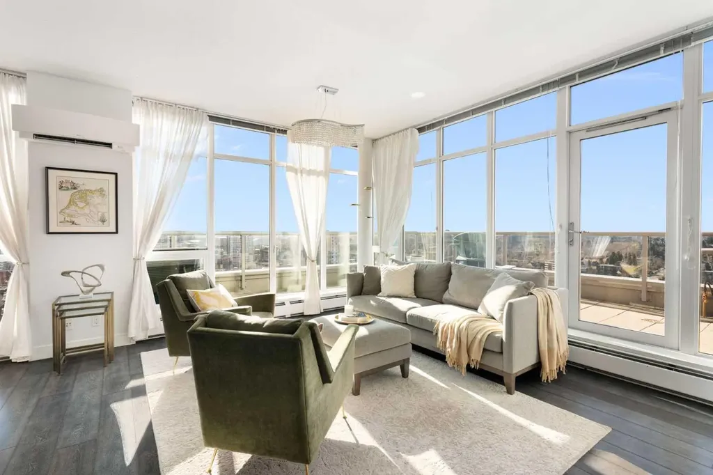 1500 7 Street SW Calgary AB T2R 1A7
