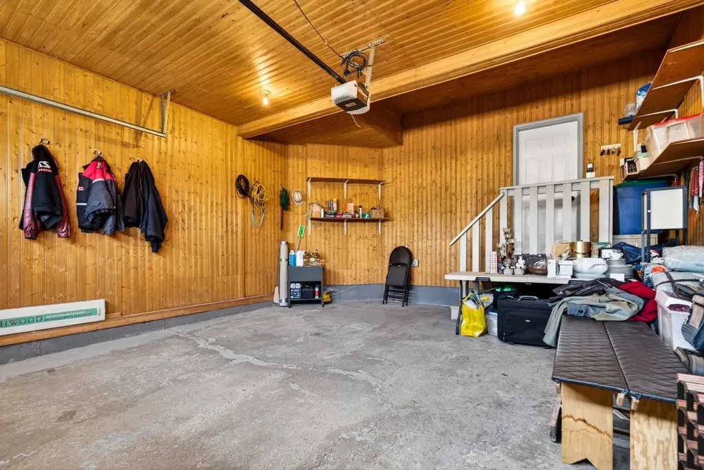 216 Everbrook Way SW Calgary AB T2Y 0E8