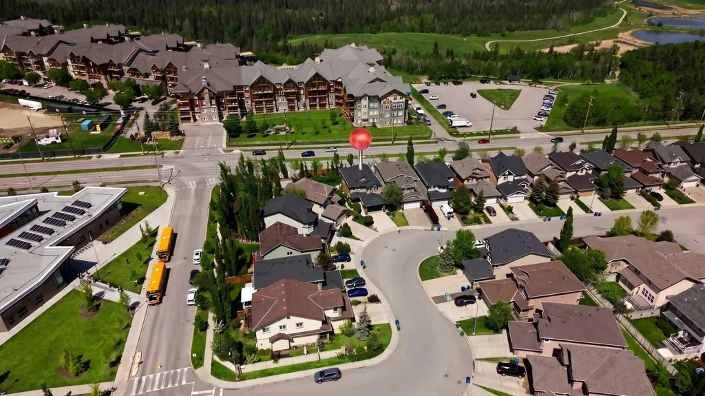 216 Everbrook Way SW Calgary AB T2Y 0E8