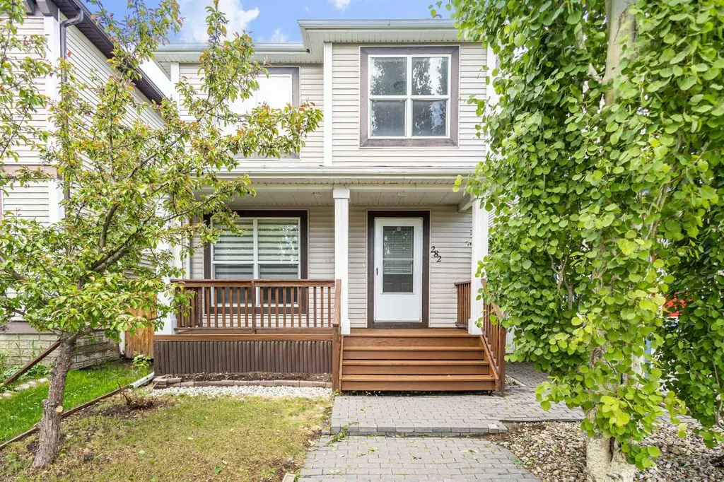 282 Prestwick Circle SE Calgary AB T2Z 3X4