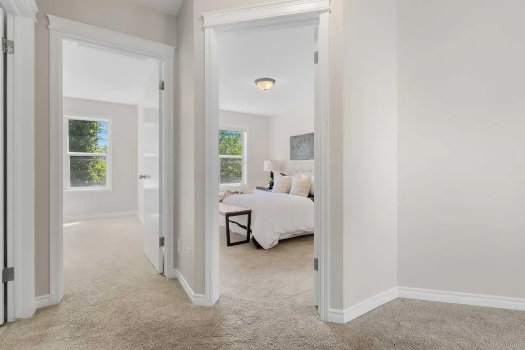 282 Prestwick Circle SE Calgary AB T2Z 3X4