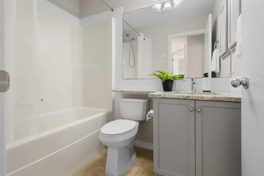 282 Prestwick Circle SE Calgary AB T2Z 3X4