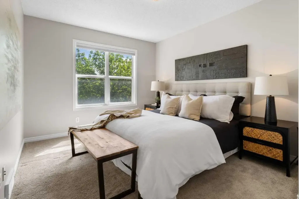 282 Prestwick Circle SE Calgary AB T2Z 3X4