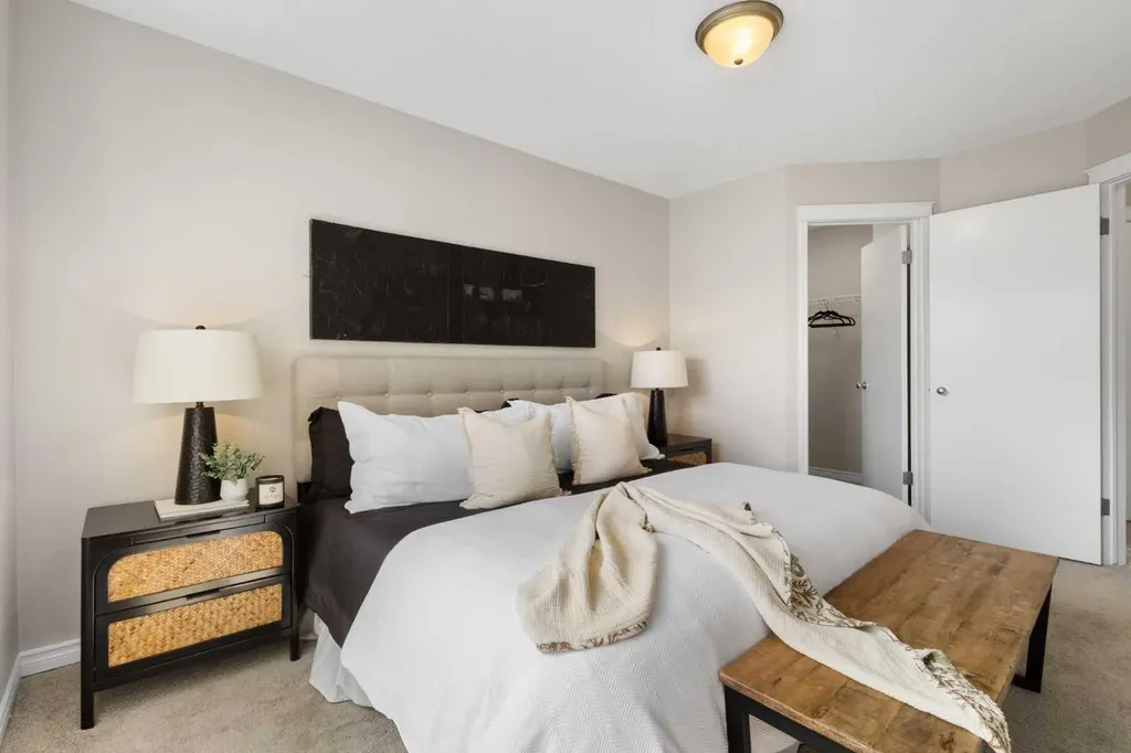 282 Prestwick Circle SE Calgary AB T2Z 3X4
