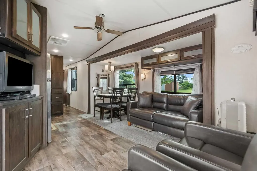 370165 79 Street E Rural Foothills County AB T1S 0E8