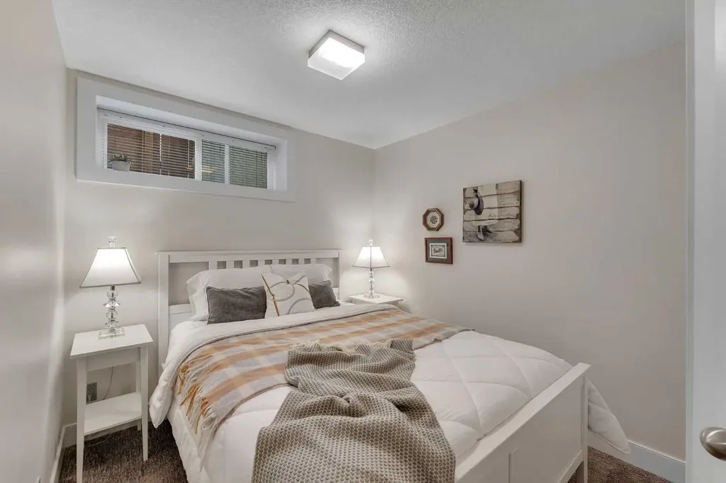 11 Citadel Acres Place NW Calgary AB T3G 5A8