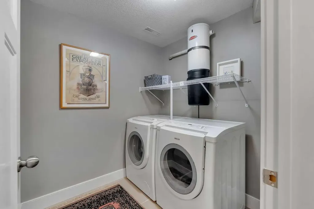 11 Citadel Acres Place NW Calgary AB T3G 5A8