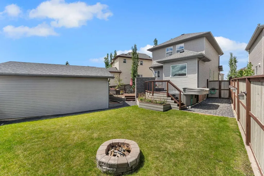 11 Citadel Acres Place NW Calgary AB T3G 5A8