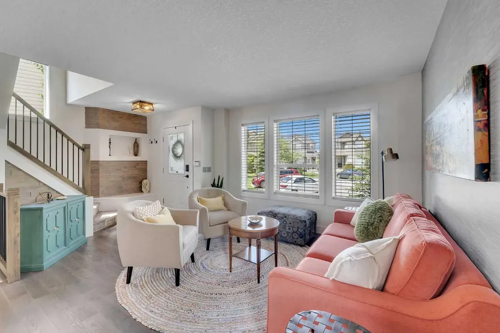 11 Citadel Acres Place NW Calgary AB T3G 5A8