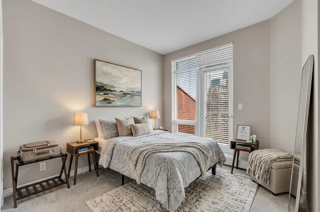 1726 14 Avenue NW Calgary AB T2N 4Y8