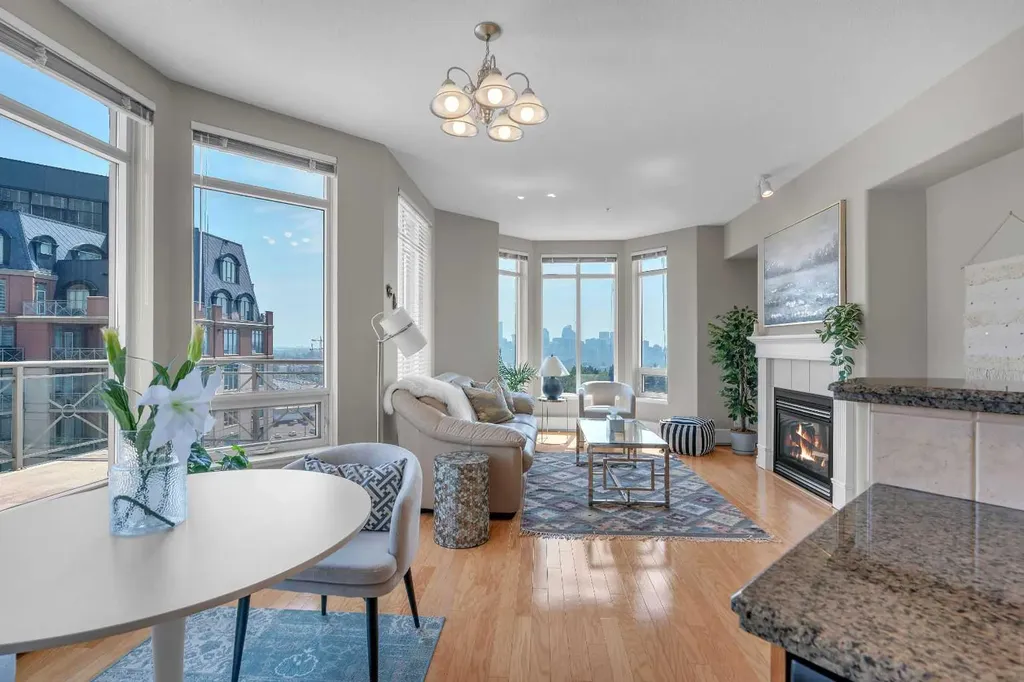 1726 14 Avenue NW Calgary AB T2N 4Y8
