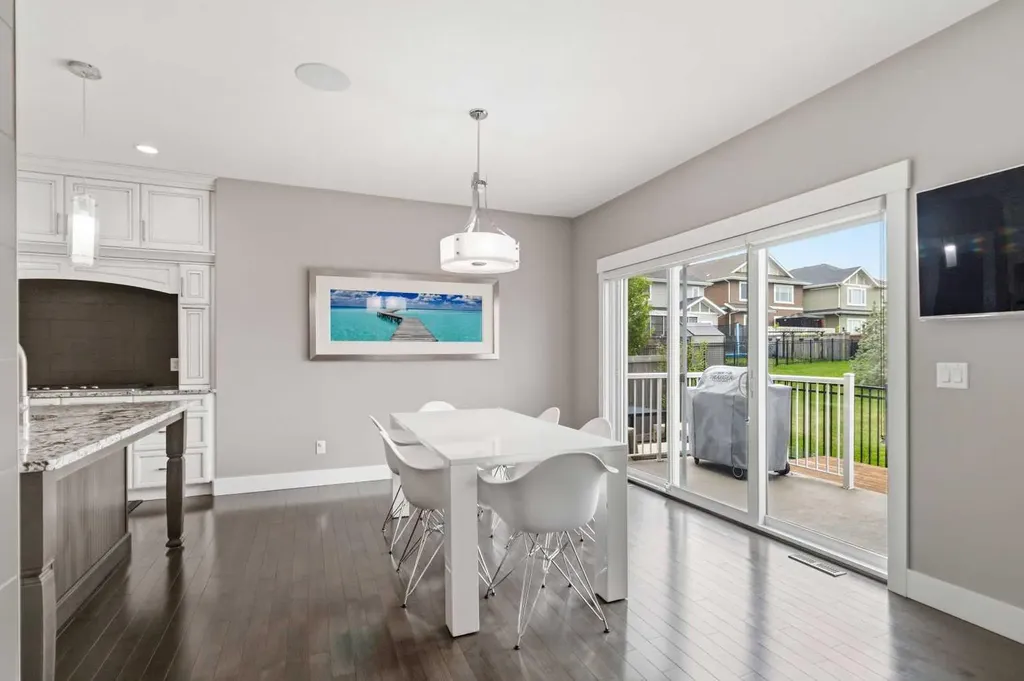 112 Dixon Road Fort Mcmurray AB T9K 0Y5