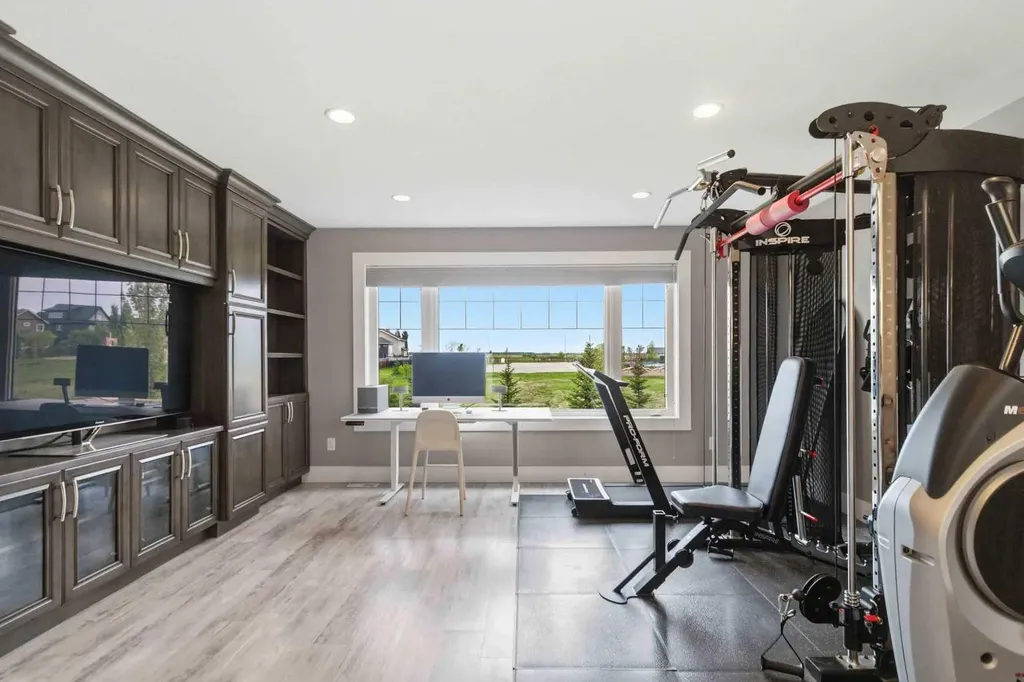 112 Dixon Road Fort Mcmurray AB T9K 0Y5