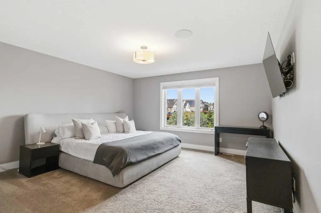 112 Dixon Road Fort Mcmurray AB T9K 0Y5