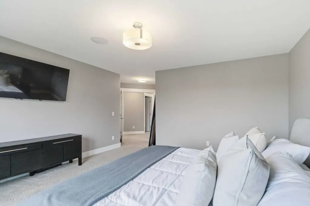 112 Dixon Road Fort Mcmurray AB T9K 0Y5