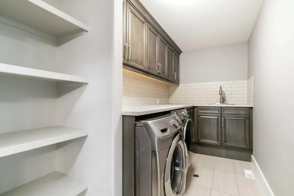 112 Dixon Road Fort Mcmurray AB T9K 0Y5