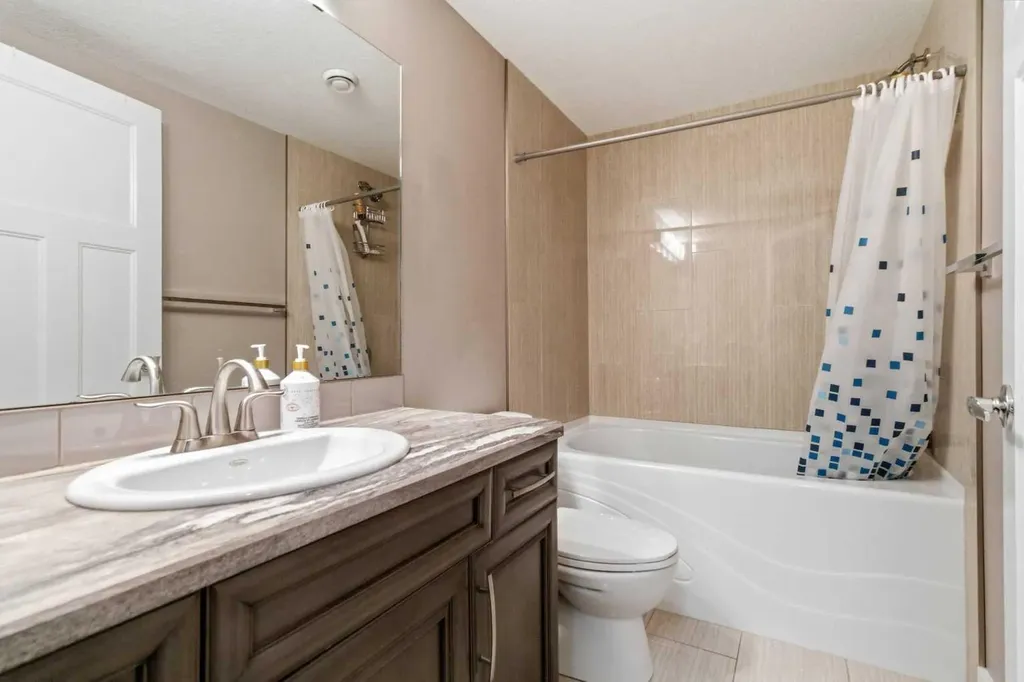 112 Dixon Road Fort Mcmurray AB T9K 0Y5