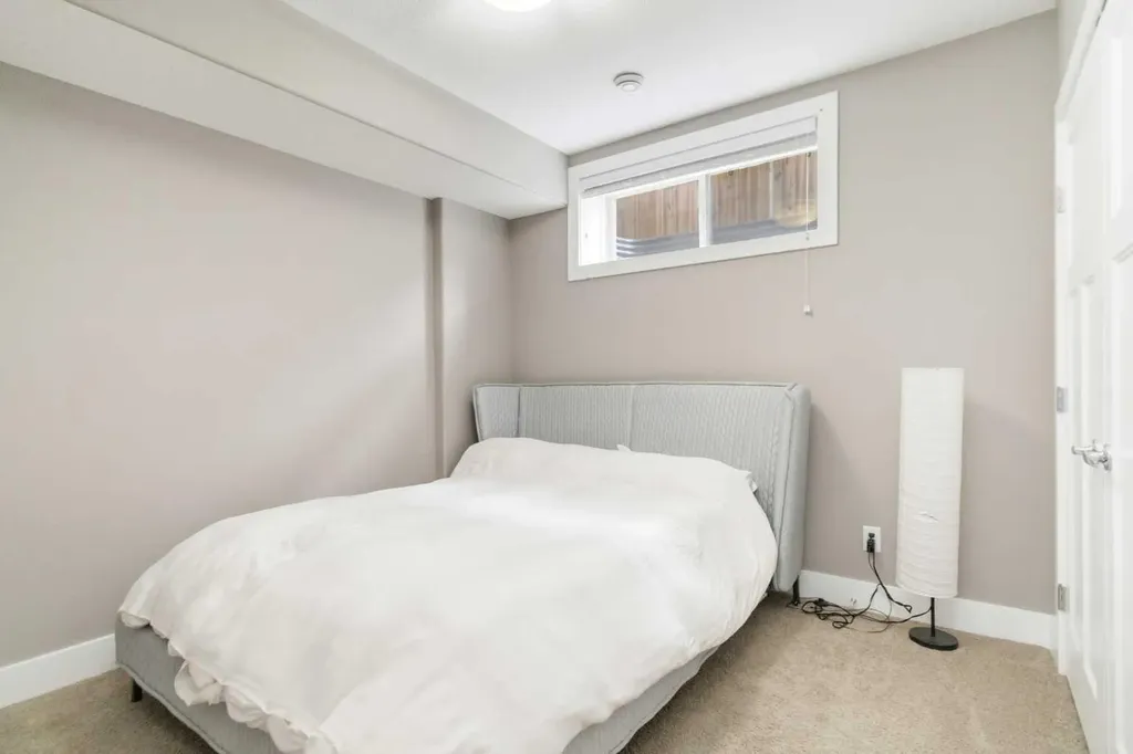 112 Dixon Road Fort Mcmurray AB T9K 0Y5