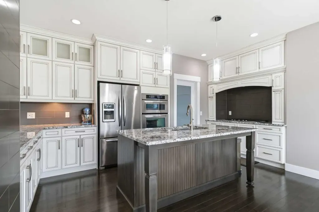 112 Dixon Road Fort Mcmurray AB T9K 0Y5