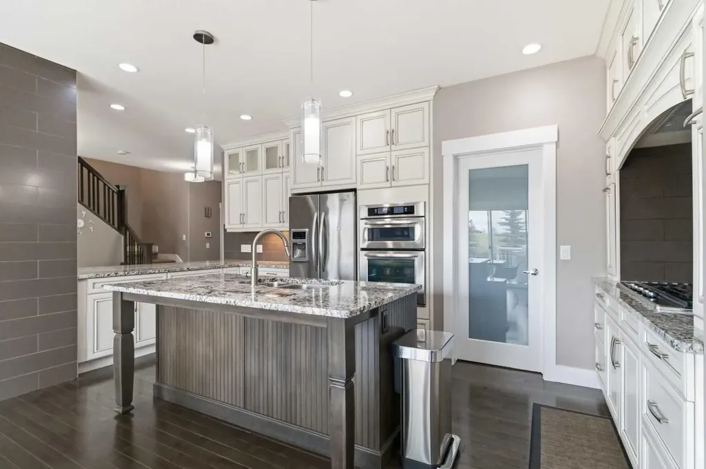 112 Dixon Road Fort Mcmurray AB T9K 0Y5