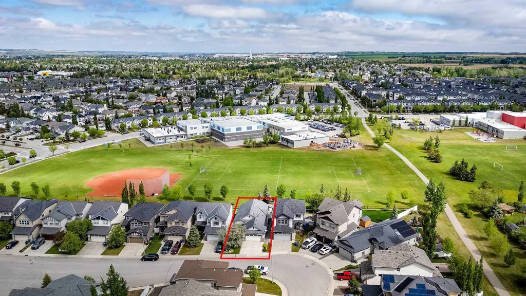 242 Kingsbury View SE Airdrie AB T4A0E6