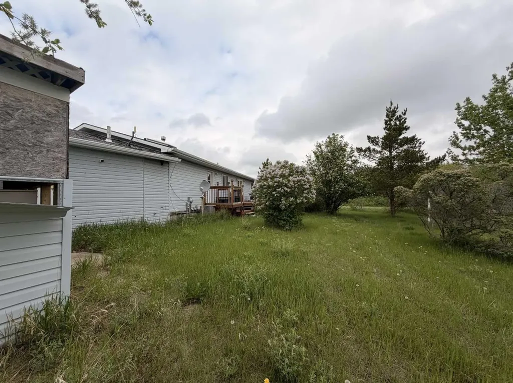 Combs Drive Rural Wainwright No. 61 M.d. Of AB T9W 1A6