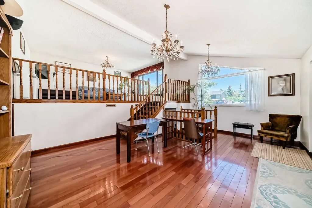 4407 Bowness Road NW Calgary AB T3B 0A7