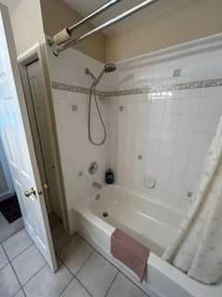 140 Dovista Court SE Calgary AB T2B 3P4