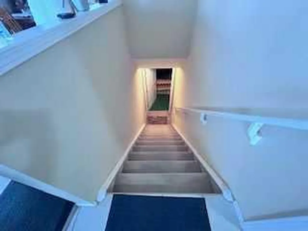 140 Dovista Court SE Calgary AB T2B 3P4