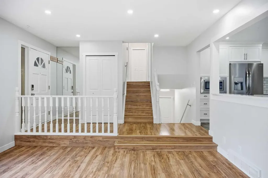 187 Templeton Circle NE Calgary AB T1Y 4G6