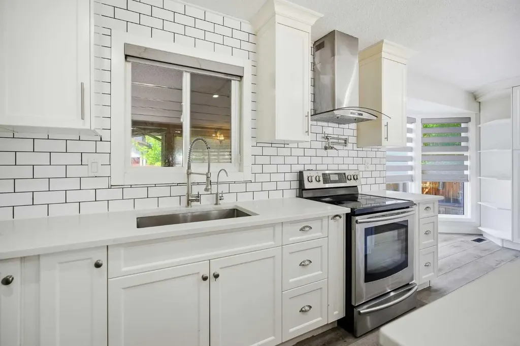 187 Templeton Circle NE Calgary AB T1Y 4G6