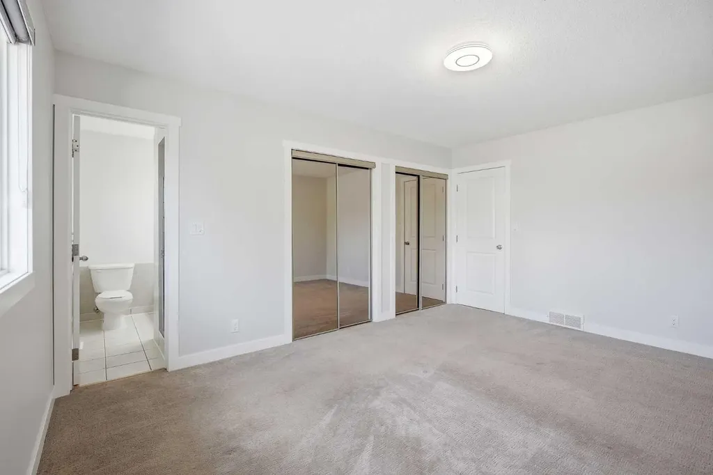 187 Templeton Circle NE Calgary AB T1Y 4G6