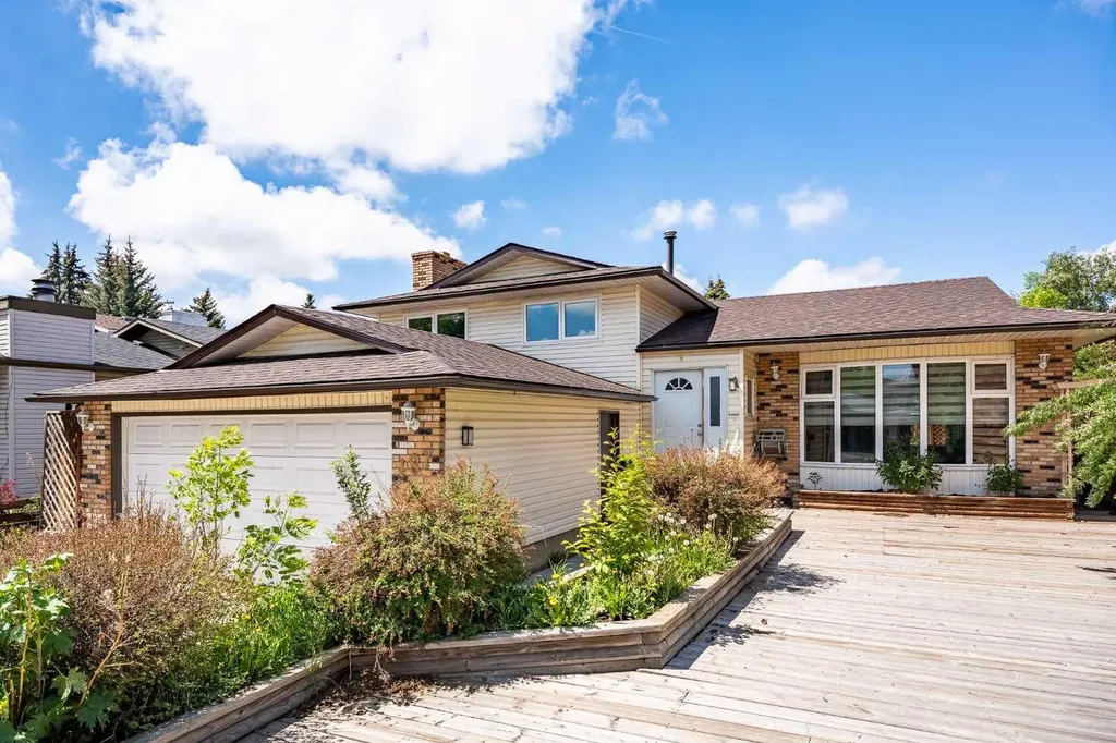 187 Templeton Circle NE Calgary AB T1Y 4G6