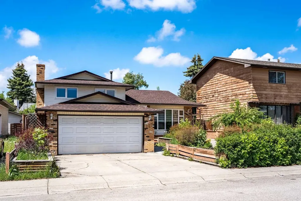 187 Templeton Circle NE Calgary AB T1Y 4G6