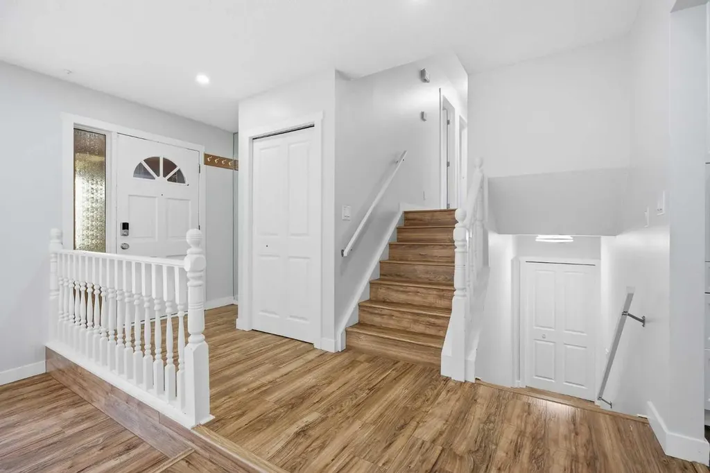 187 Templeton Circle NE Calgary AB T1Y 4G6