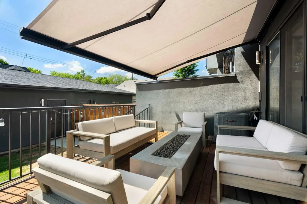 709 23 Avenue NW Calgary AB T2M 1T1