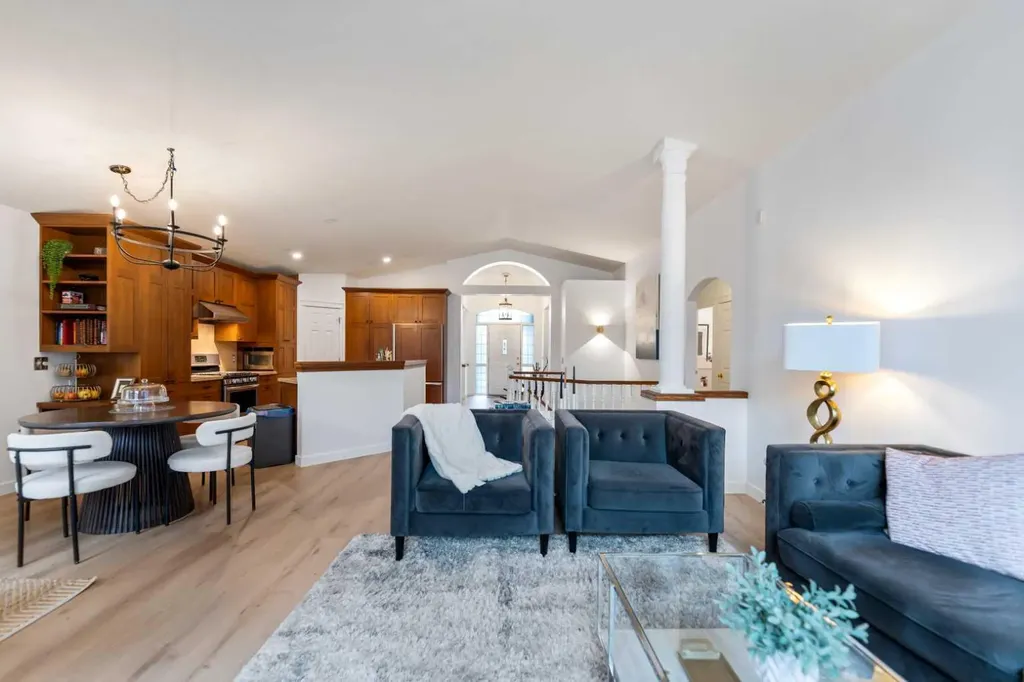 57 Sierra Morena Grove SW Calgary AB T3H 4L3