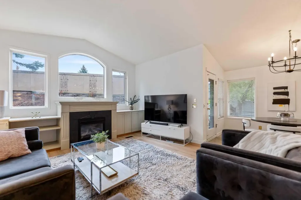 57 Sierra Morena Grove SW Calgary AB T3H 4L3
