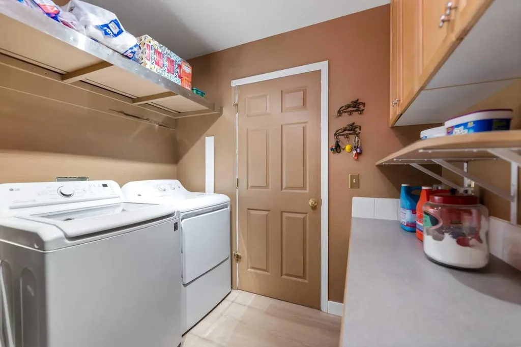 57 Sierra Morena Grove SW Calgary AB T3H 4L3
