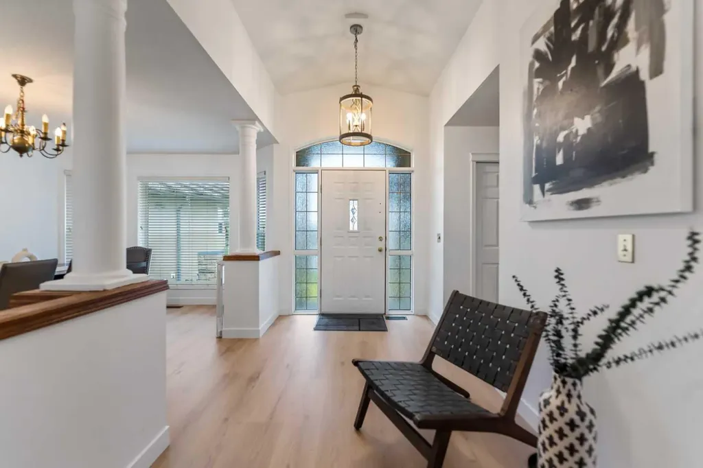57 Sierra Morena Grove SW Calgary AB T3H 4L3