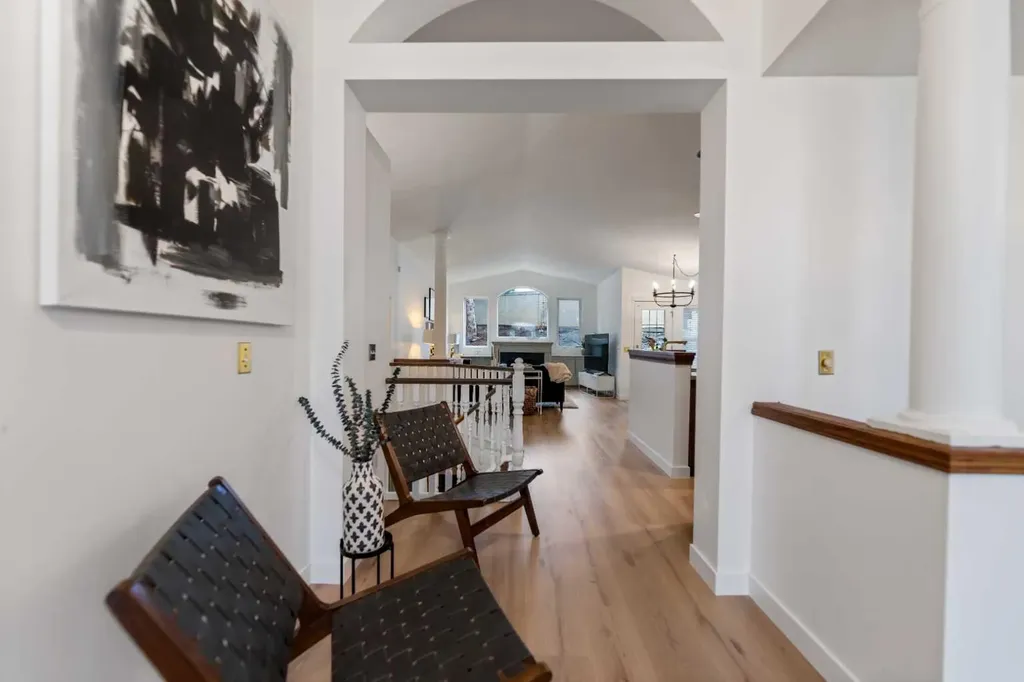 57 Sierra Morena Grove SW Calgary AB T3H 4L3
