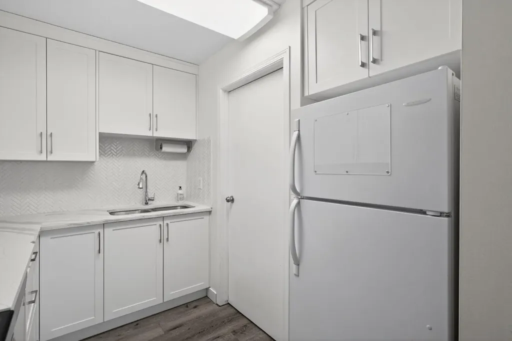 13104 Elbow Drive SW Calgary AB T2W2P2