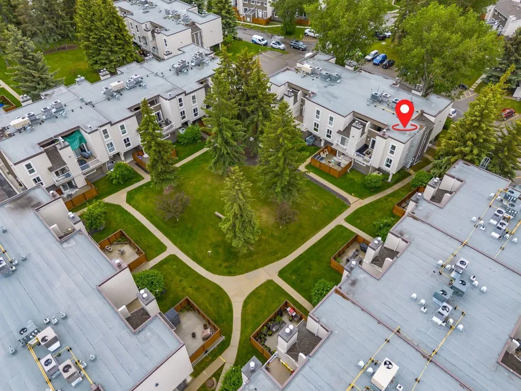 13104 Elbow Drive SW Calgary AB T2W2P2