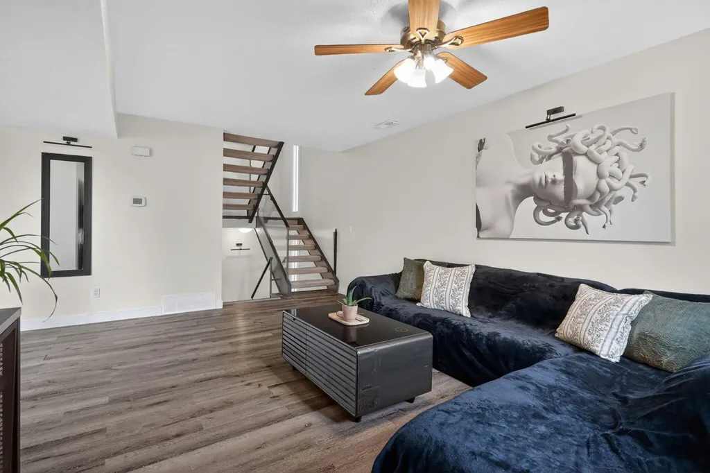 13104 Elbow Drive SW Calgary AB T2W2P2