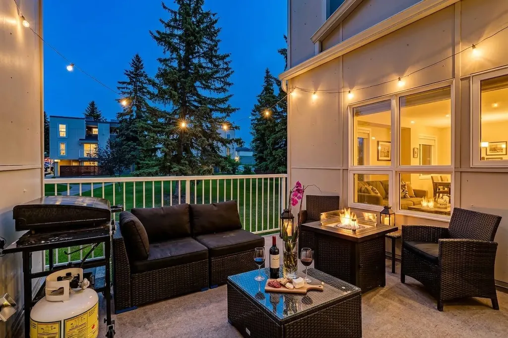 13104 Elbow Drive SW Calgary AB T2W2P2
