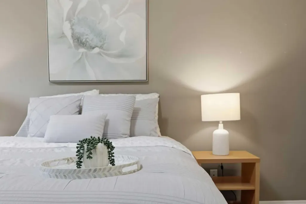 6000 Somervale Court SW Calgary AB T2Y 4J4