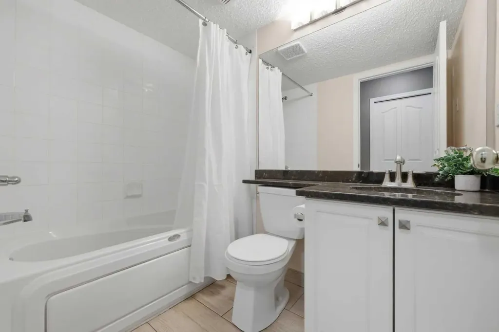 6000 Somervale Court SW Calgary AB T2Y 4J4
