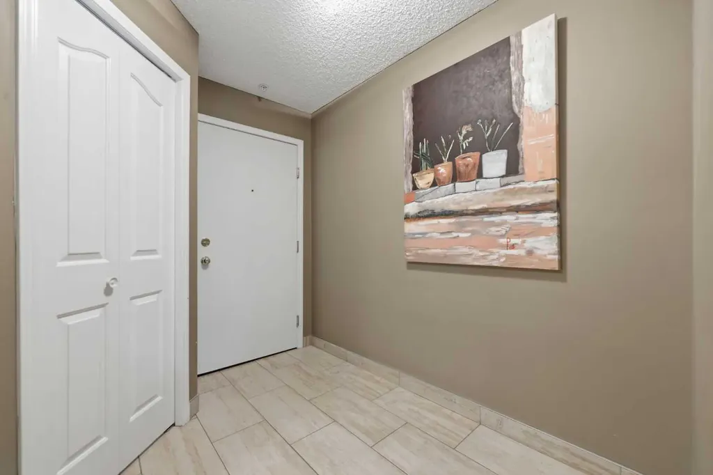 6000 Somervale Court SW Calgary AB T2Y 4J4