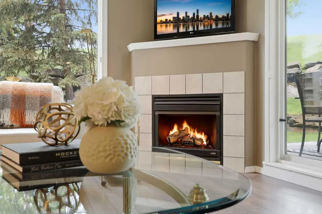 6000 Somervale Court SW Calgary AB T2Y 4J4